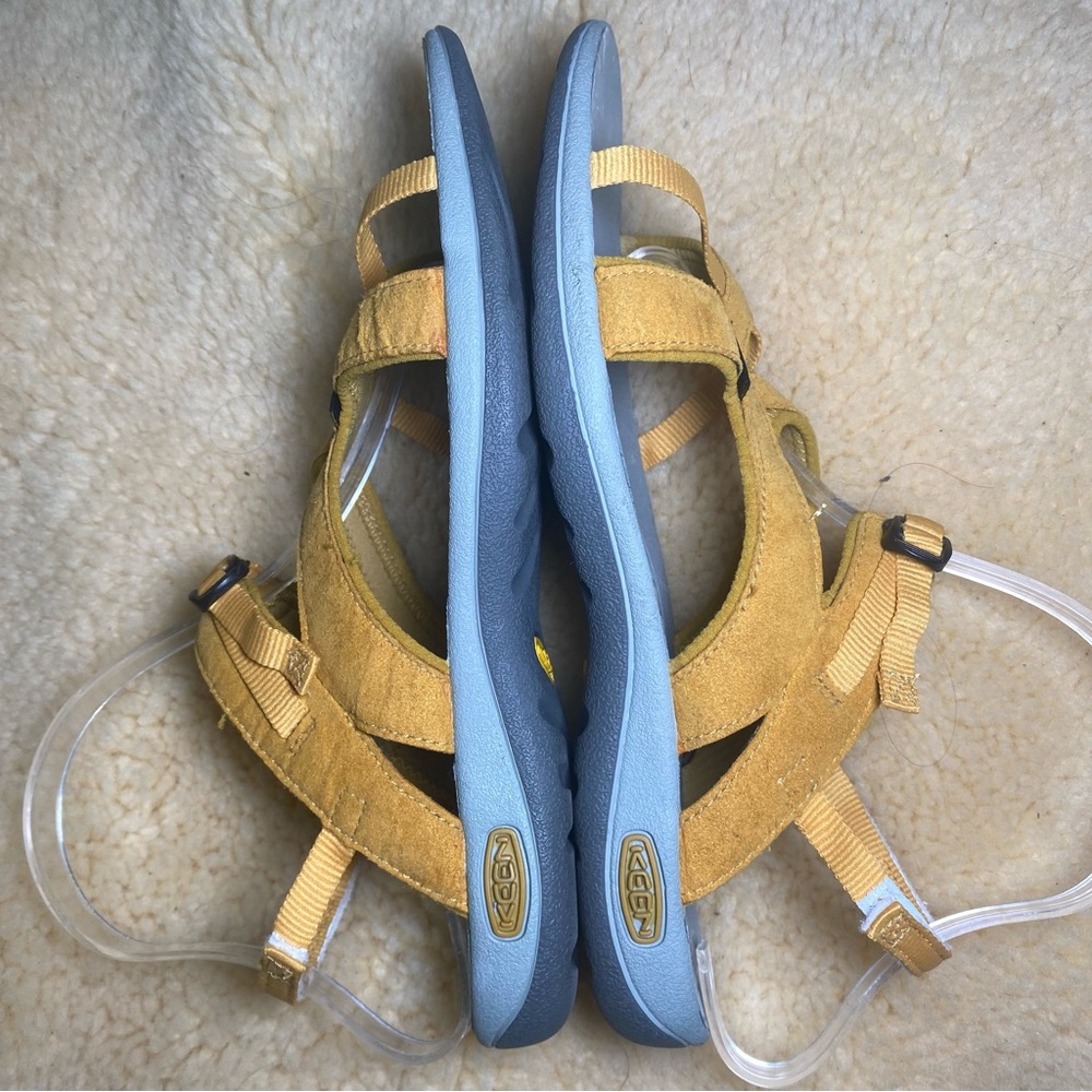 KEEN La Paz Women's Yellow Strappy Outdoor Hiking Trail Sandals Shoes size 10.5 - Picture 4 of 7
